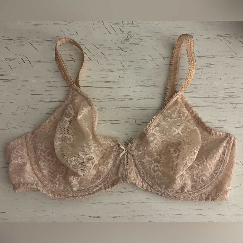 Wacoal Beyond Basic Underwire Bra 38D
